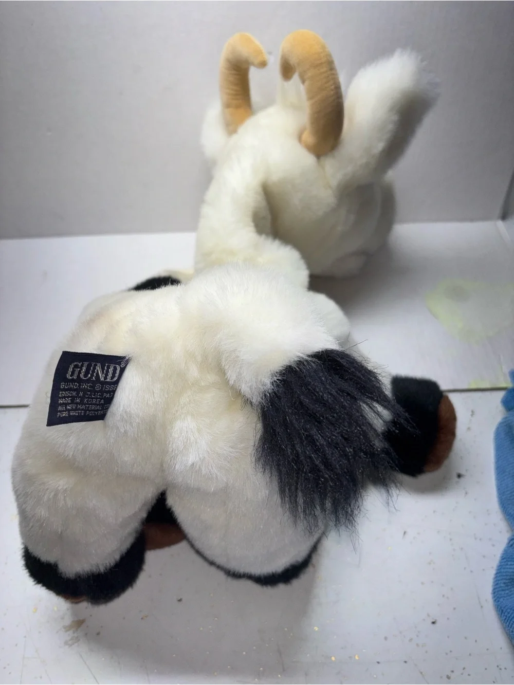 RARE VINTAGE GUND 24